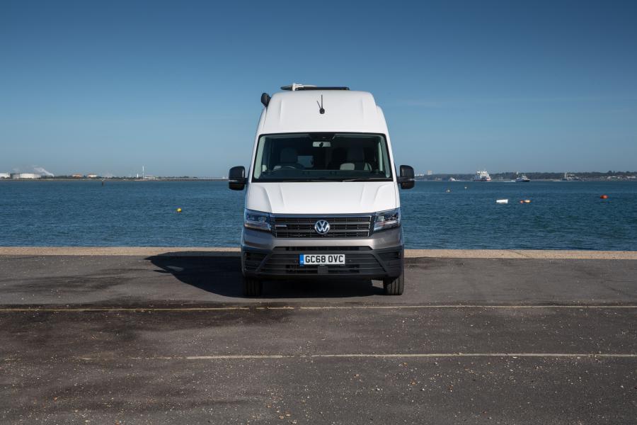  Volkswagen Grand California 680 2019 года  (UK) (фото 16 из 21)